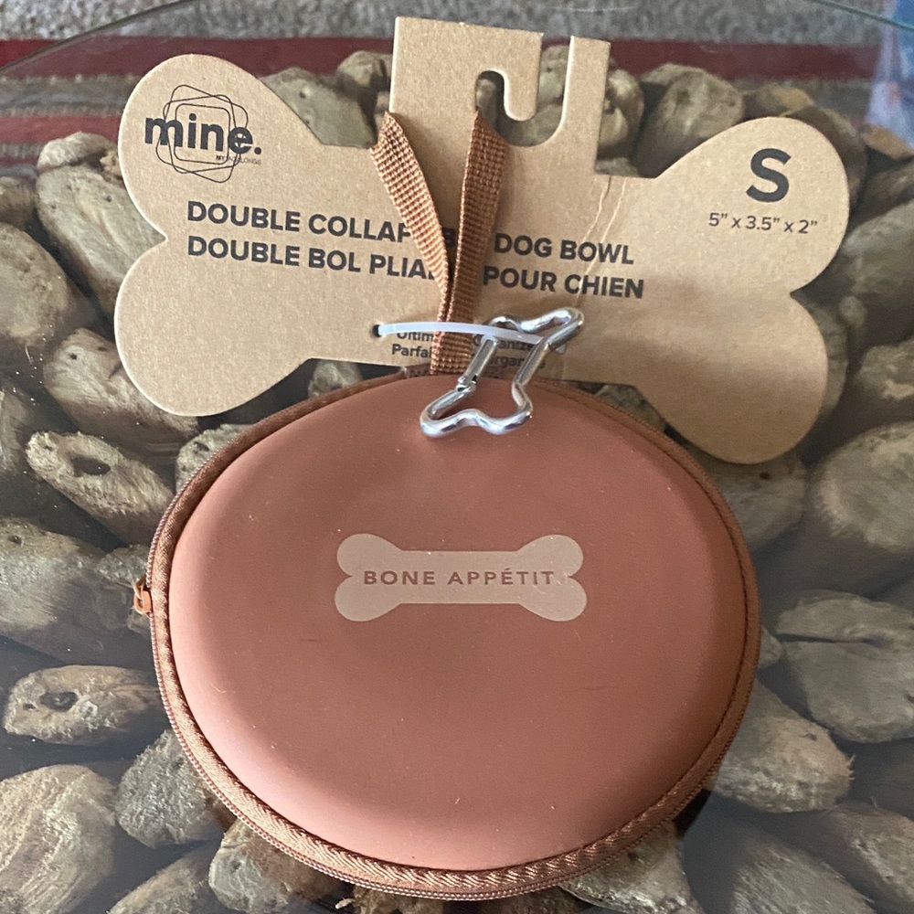 Mine Collapsible Dog Bowl in Brown